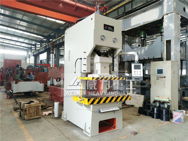 沖床加工錨桿托盤(pán)效率高